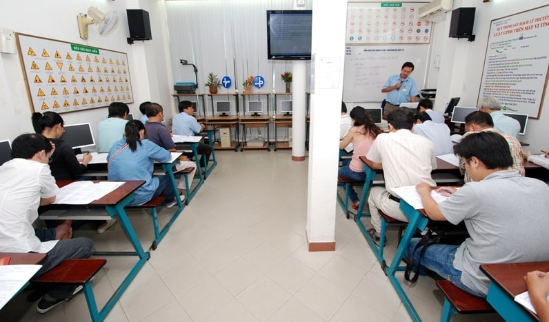 Thời Gian Học Bằng Lái B2 Bao Lâu và Thi Xong Bao Lâu Thì Nhận Bằng